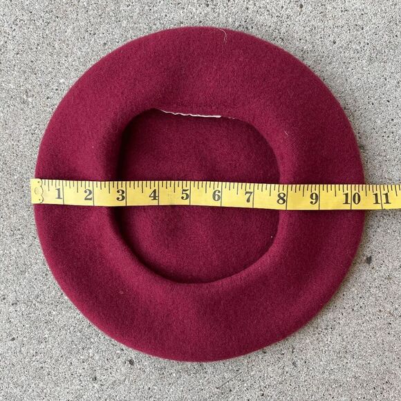 Berry Red Vintage Wool Baret by Contemporary Casuals - French, Clean, Winter - Picture 4 of 7
